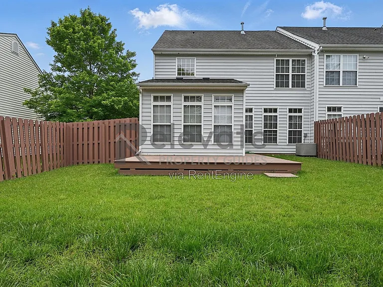 4321 Meredith Creek Dr — Photo 39