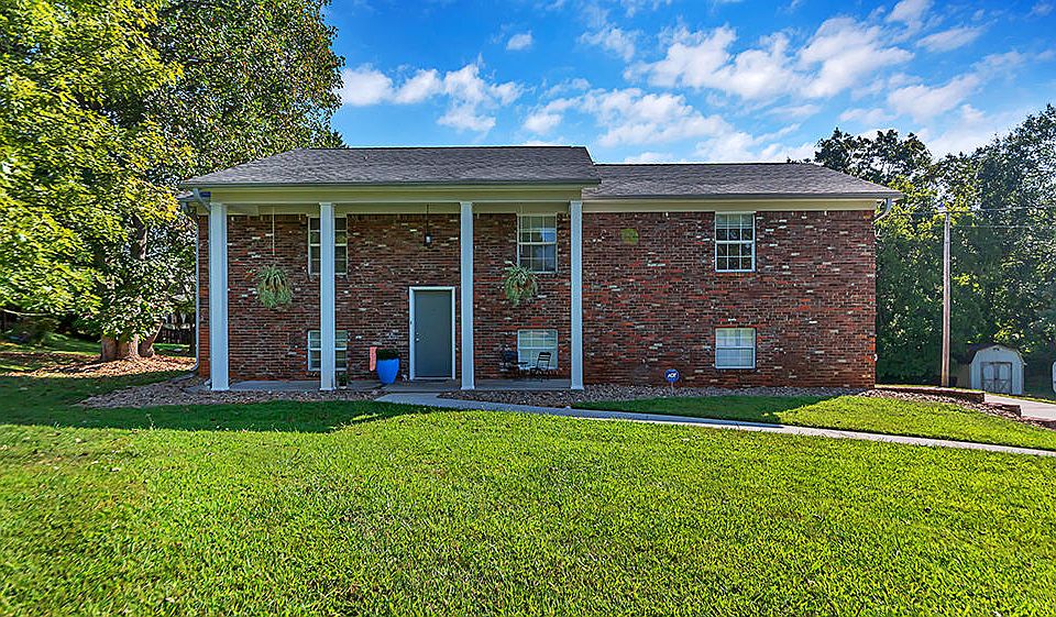 1st image of 1200 Southbreeze Cir