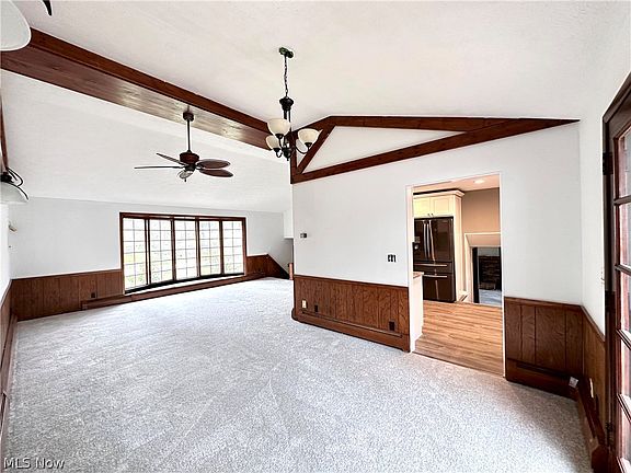 5th image of 25027 Heather Ln