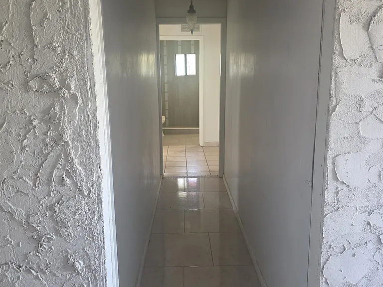 Zulema St — Photo 2