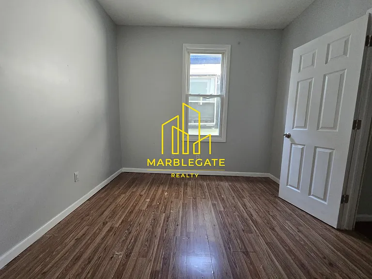 746 S 16th St #2AZ — Photo 5