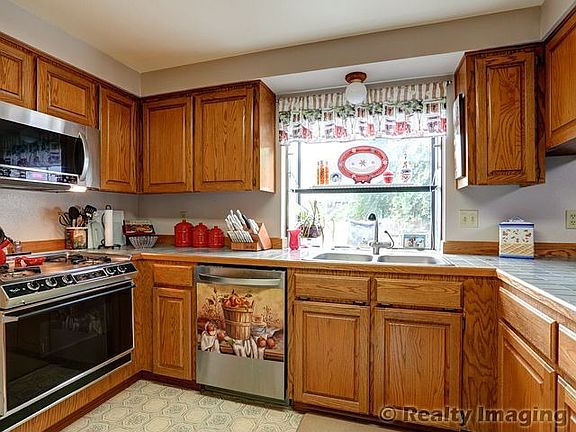 4th image of 11876 SW Morning Hill Dr