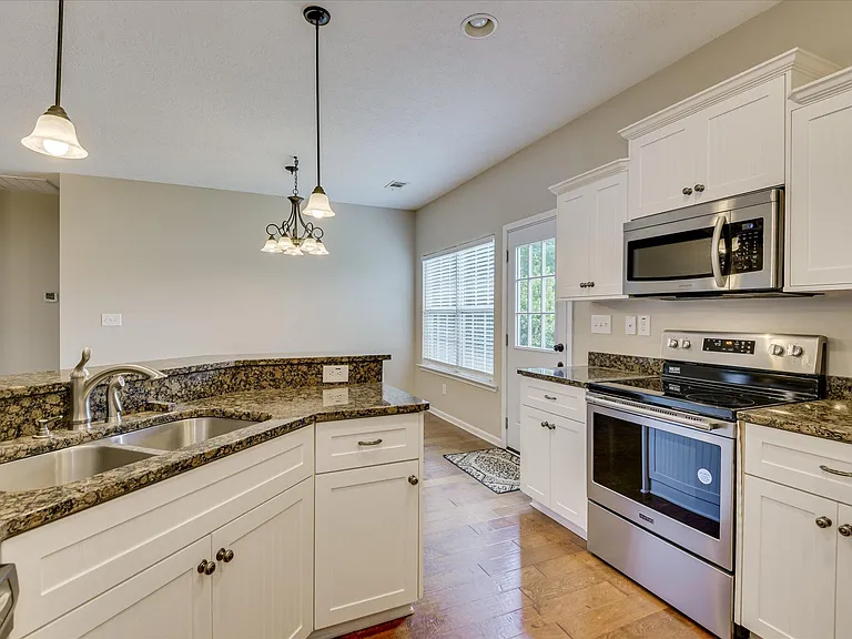 178 Kline St NW — Photo 10