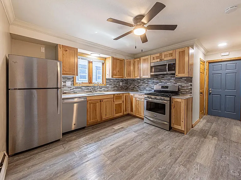 2624 Aldrich Ave S #1 — Photo 2