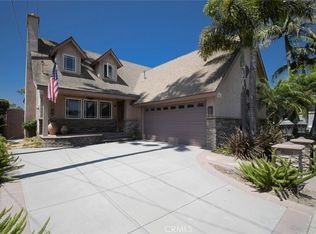 620 Coastline Dr, Seal Beach, CA 90740