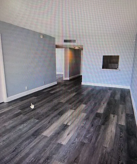 4501 NE 21st Ave #8 — Photo 2