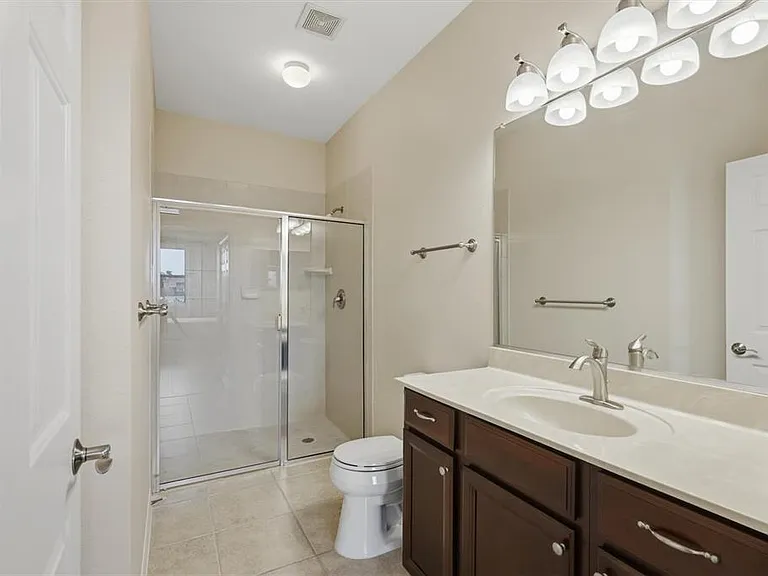 3582 Parkridge Cir #29-106 — Photo 18