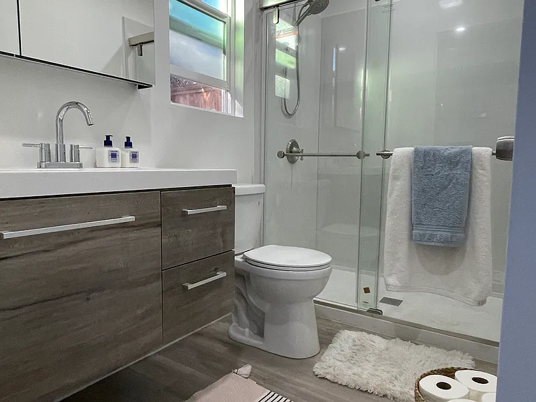 476 Arleta Ave #B — Photo 4