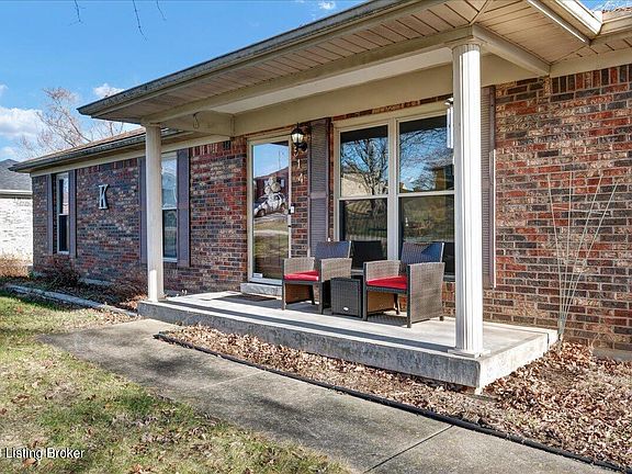 4th image of 514 Eastview Dr
