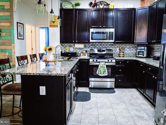 5th image of 15092 Wildflower Way