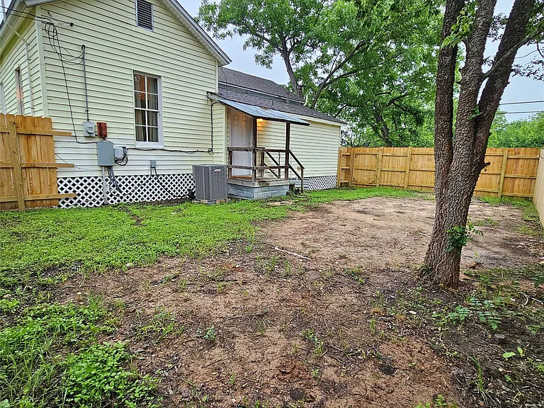 401 Shaw St — Photo 38