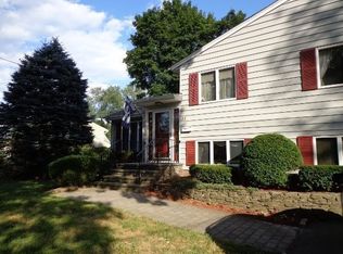 31 Ackerson Ave, Pequannock, NJ 07440