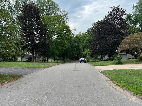 5th image of 3600 Robinwood Ter