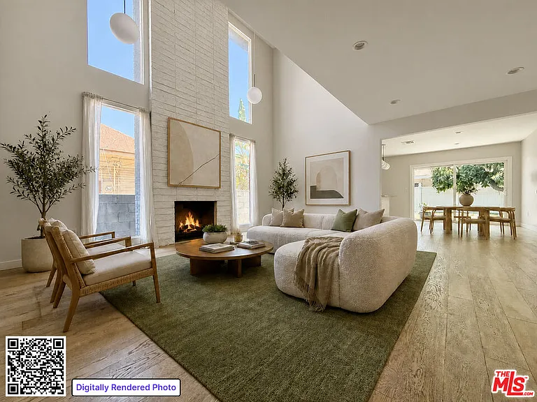 330 Parkman Ave — Photo 1