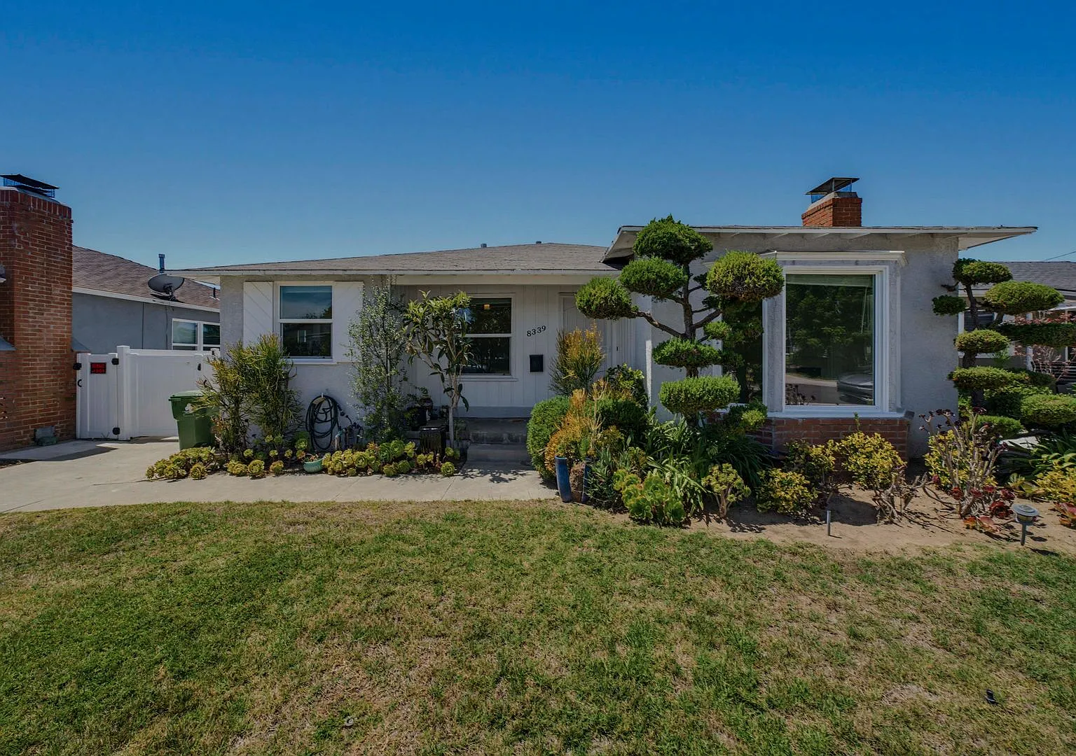 3 Bedroom Westchester/Kentwood area of Los Angeles — Photo 1