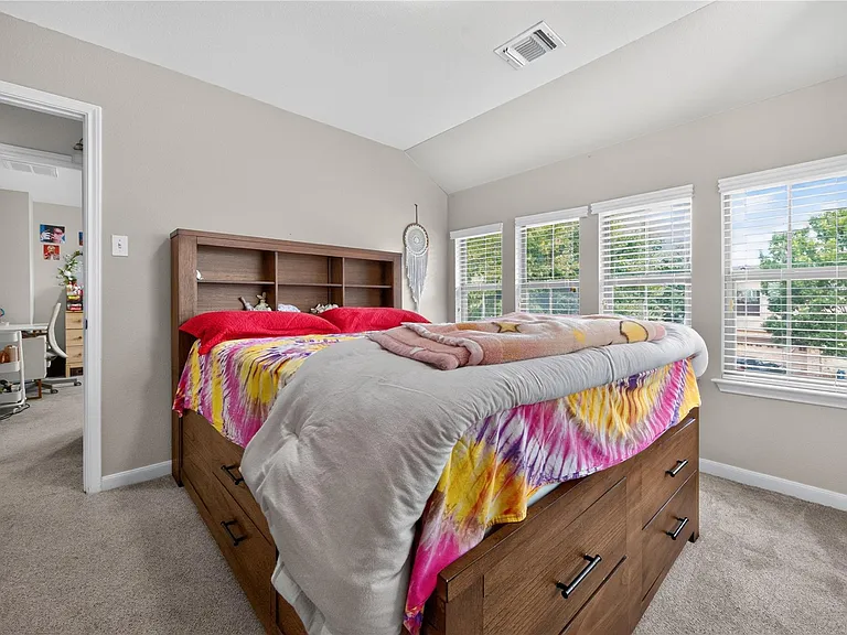 112 Latitude Ln — Photo 20