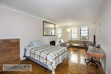 Rented by NextStopNY