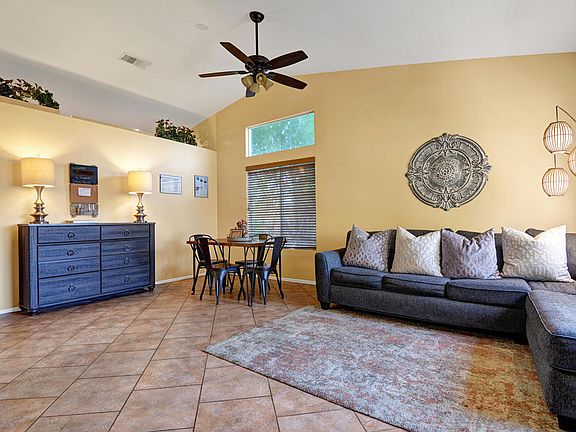 4th image of 45210 Desert Hills Ct