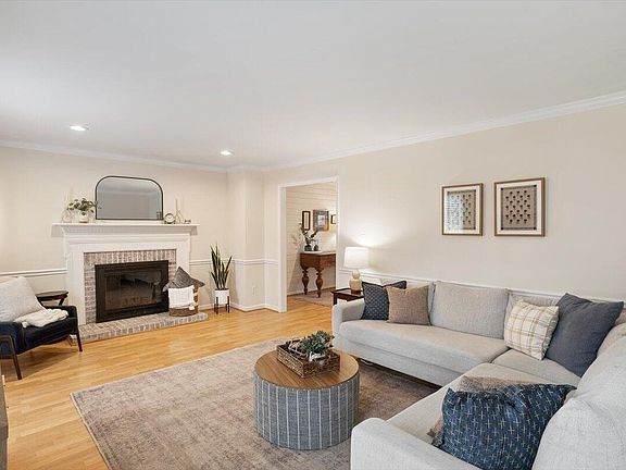 4th image of 203 Mainsail Dr