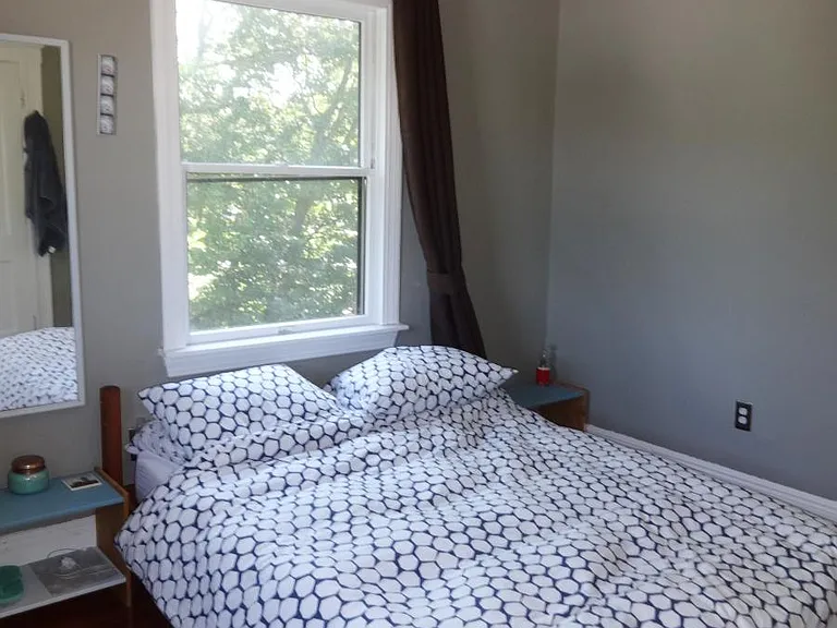 206 Sumner St #6 — Photo 4