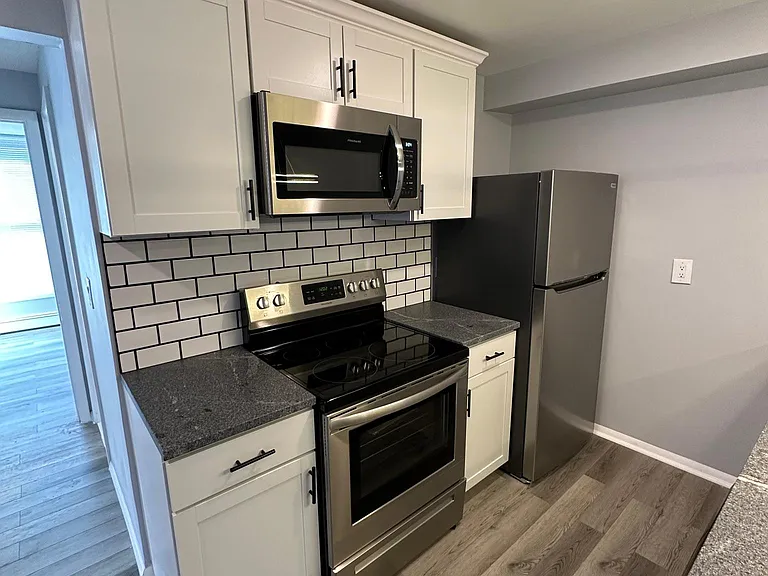 910 Teall Ave #4 — Photo 7