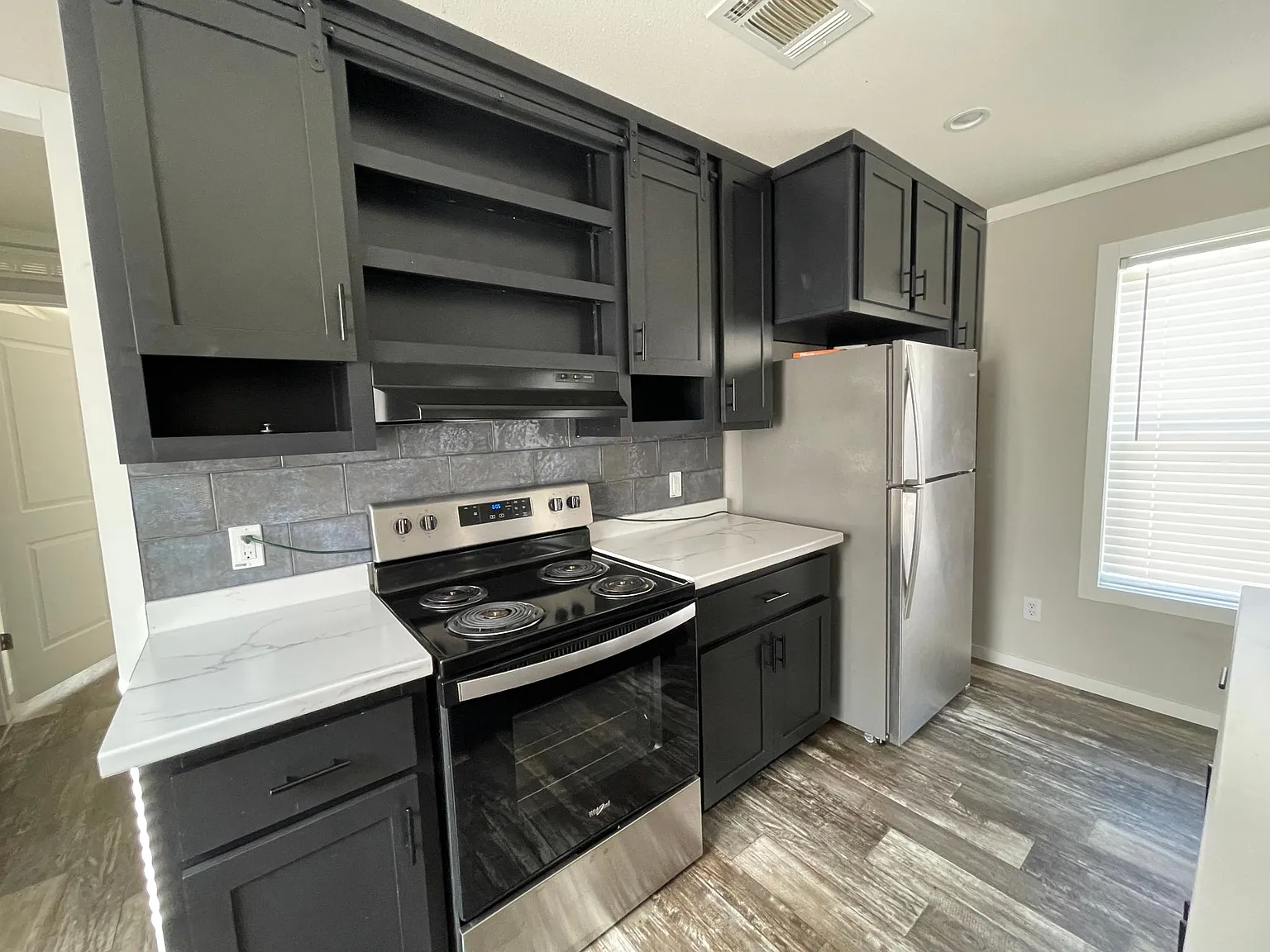 2 bed, 1092 sqft, $1,350 — Photo 4