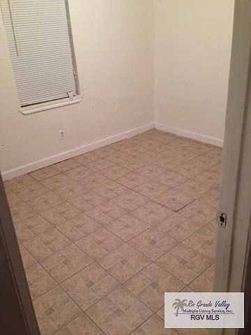 2nd image of 3214 Elsa Ave APT 1