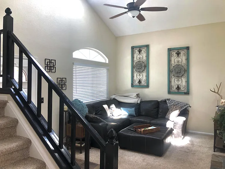 1258 N Deckers Pl — Photo 6