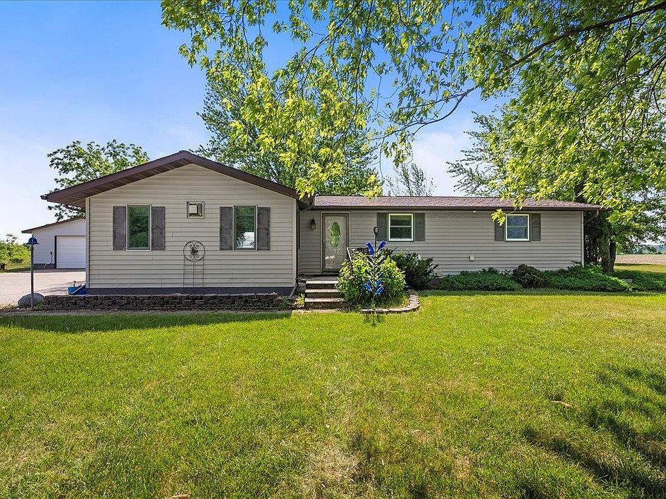 1596 Benson Ave, Jesup, IA 50648 Zillow