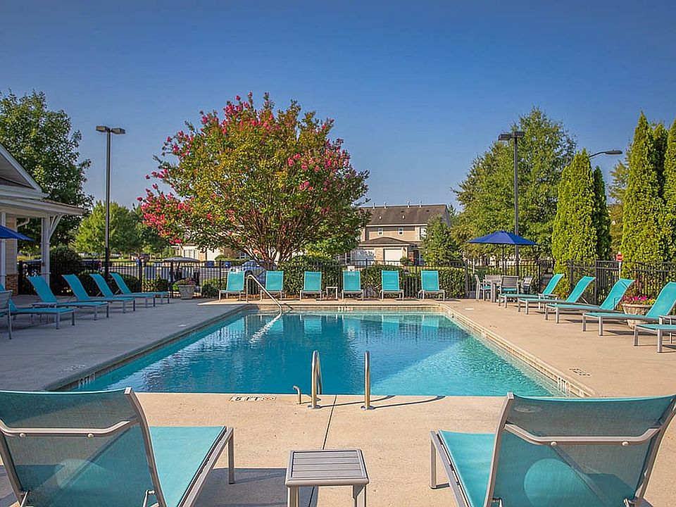 Resort-Style Pool and Sundeck