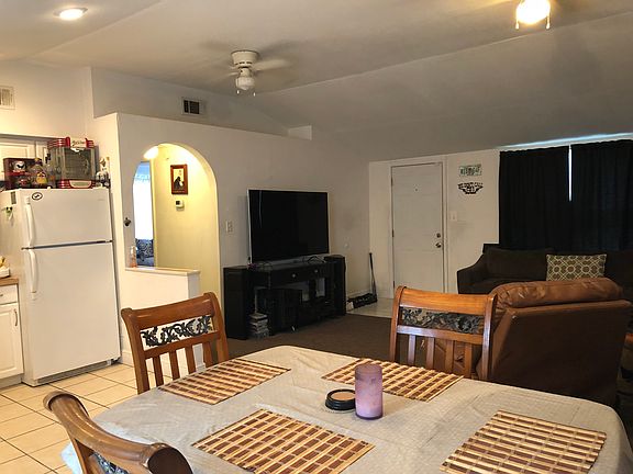 Eat In Kitchen Front