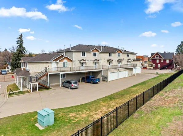 45 N Railway St #207, Okotoks, AB T1S 1J3
