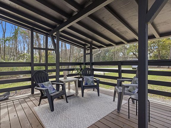 3rd image of 120 Yale Pl.