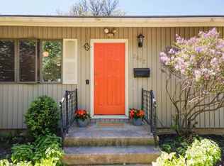 2002 Rae Ln, Madison, WI 53711
