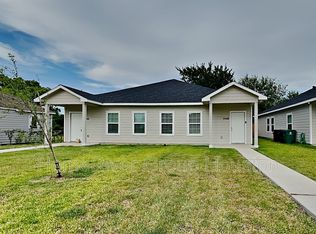 1114 Clinton Park St #B, Houston, TX 77029