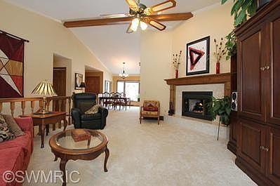 5th image of 5104 S Quail Crest Dr SE