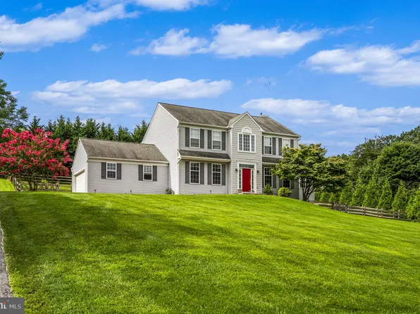 78 Stone Ln, Coatesville, PA 19320