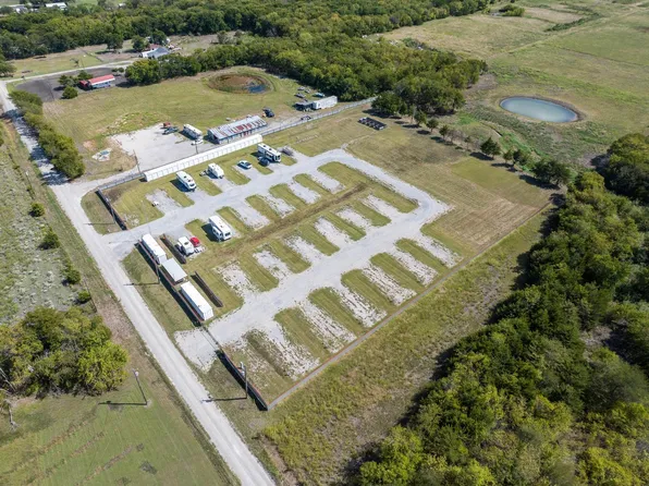 695 County Road 5005, Blue Ridge, TX 75424
