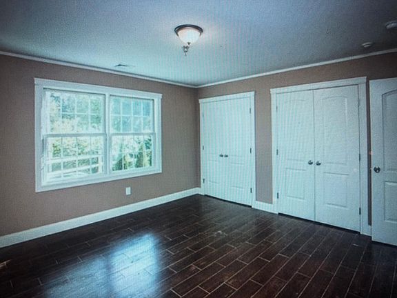 4th image of 170 W Montauk Hwy APT 10