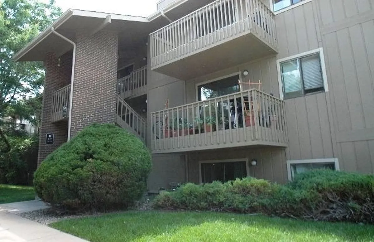Building Photo - 2800 Kalmia Ave #B105