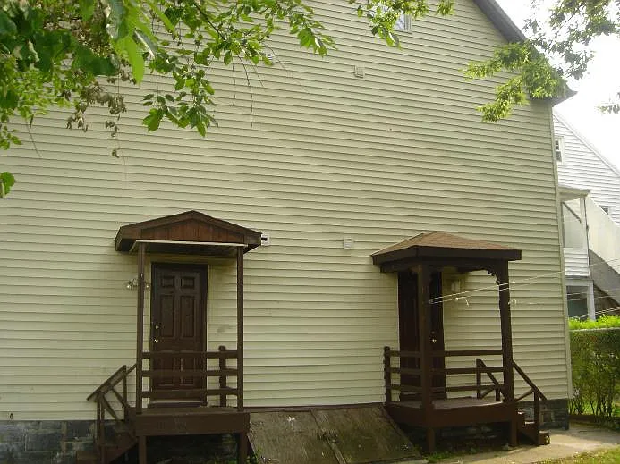185 Lenox Ave — Photo 2