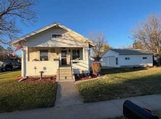 419 W 6th St, Ogallala, NE 69153