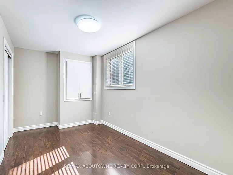 22 Ryan St #BASEMENT — Photo 18
