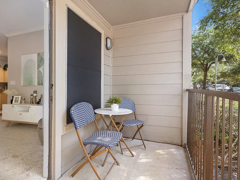 Artisan Apartments & Shops in Austin Texas