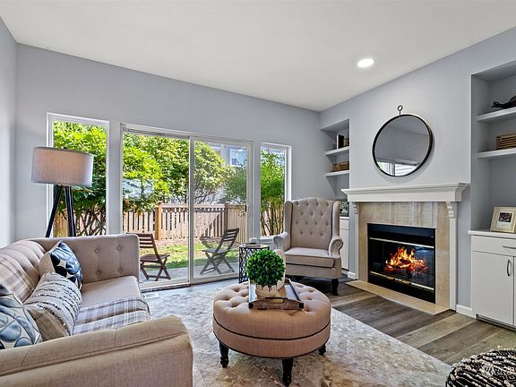 4th image of 2680 139th Avenue SE #64