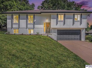 15512 Jackson Cir, Omaha, NE 68154