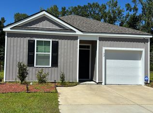 92 Hazy Ln, Hinesville, GA 31313