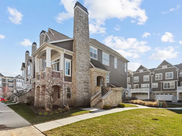 104 W Kennedy Ln, Hinsdale, IL 60521