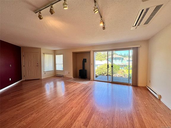 3rd image of 130 Corbett Rd #3