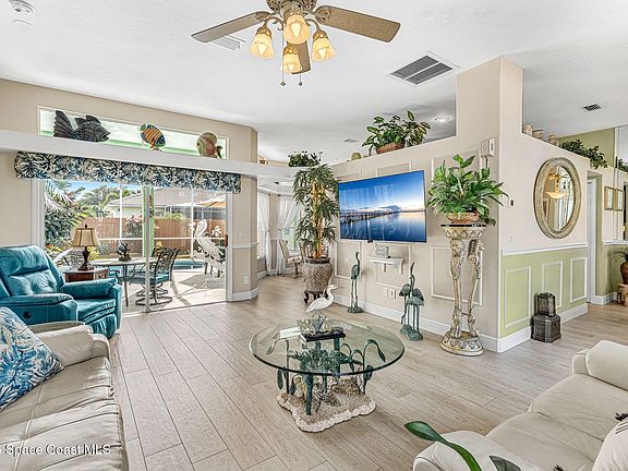 5th image of 145 Captiva Ct